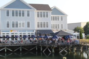 Where to Dine at Marina Bay Quincy Captain Fishbones 